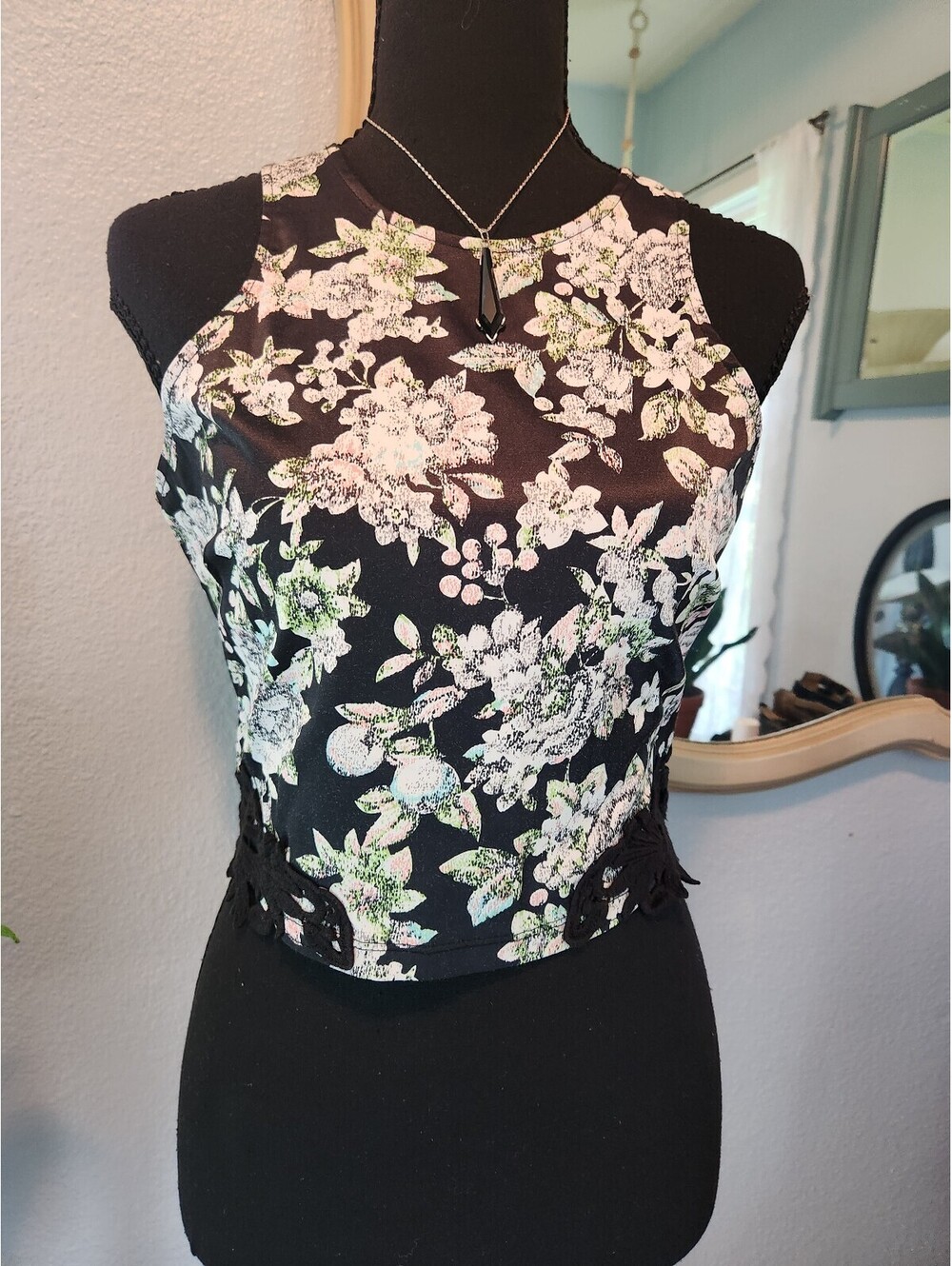 Flowery crop top